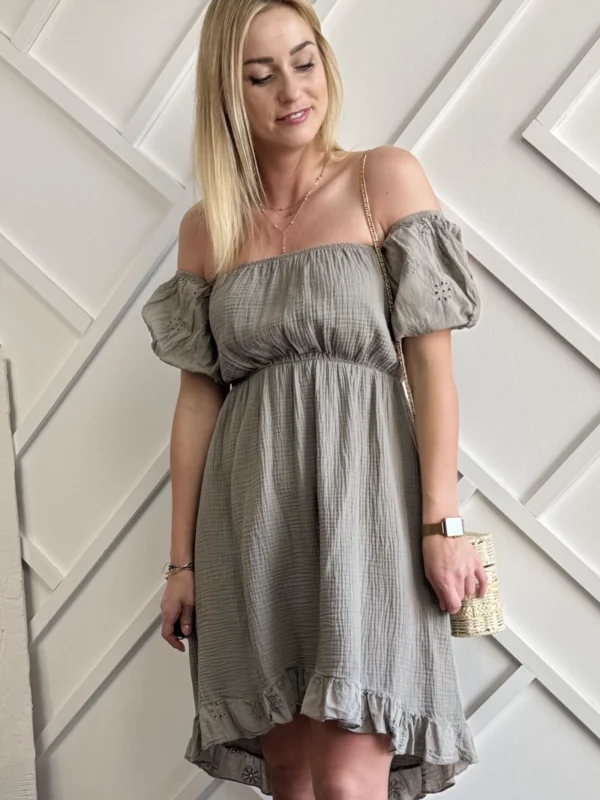 sukienka muślinowa hiszpanka beżowa taupe fango, rękawy bufki, sukienka z muślinu