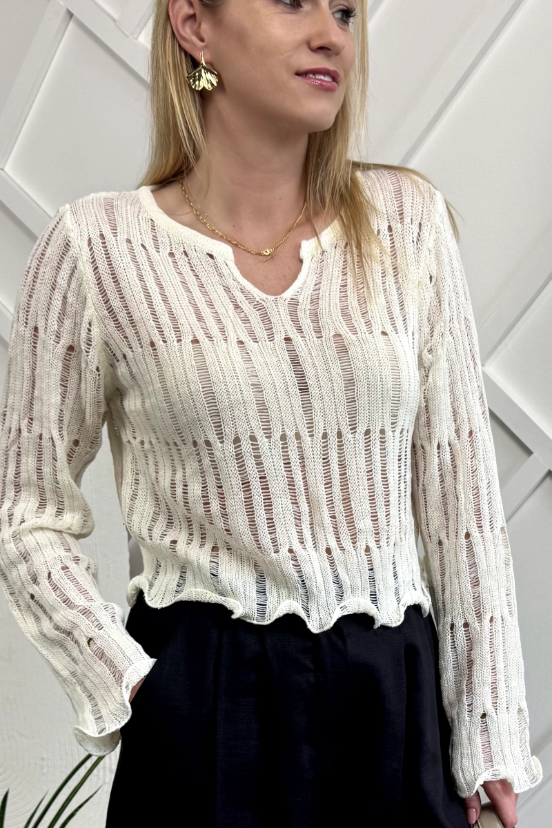 cienki ażurowy sweterek biały ecru długi rękaw