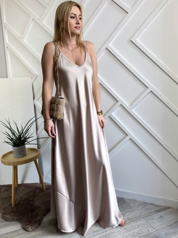 długa satynowa sukienka beżowa na ramiączkach gładka z dekoltem V