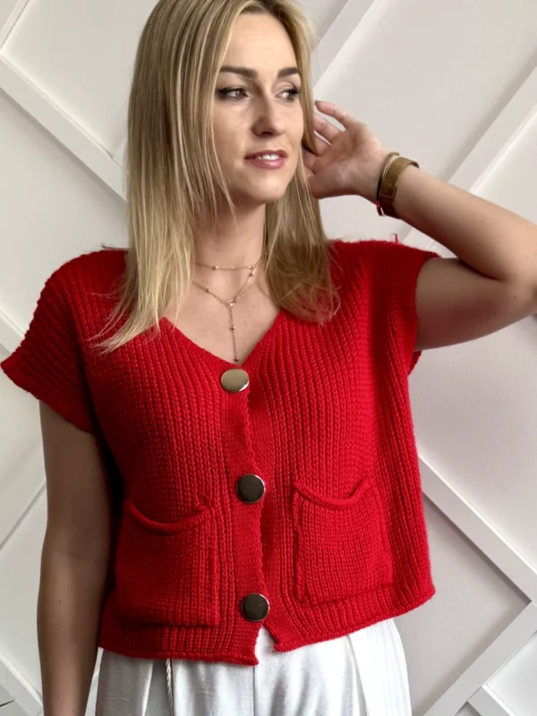 kamizelka dzianinowa damska czerwona rozpinana na złote guziki sweterkowa kamizelka