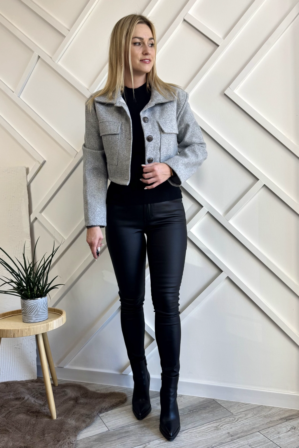 krótka katana szara kurtka damska