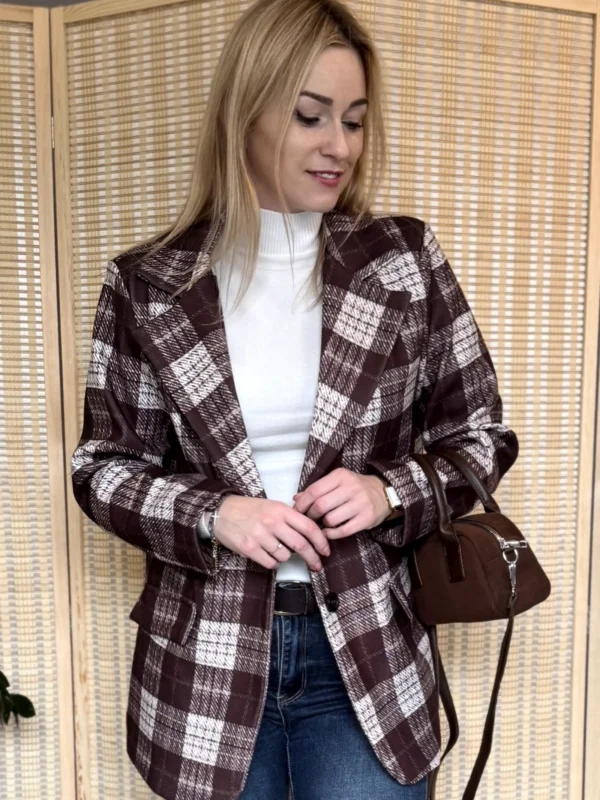 brązowa marynarka damska w kratę czekoladowa