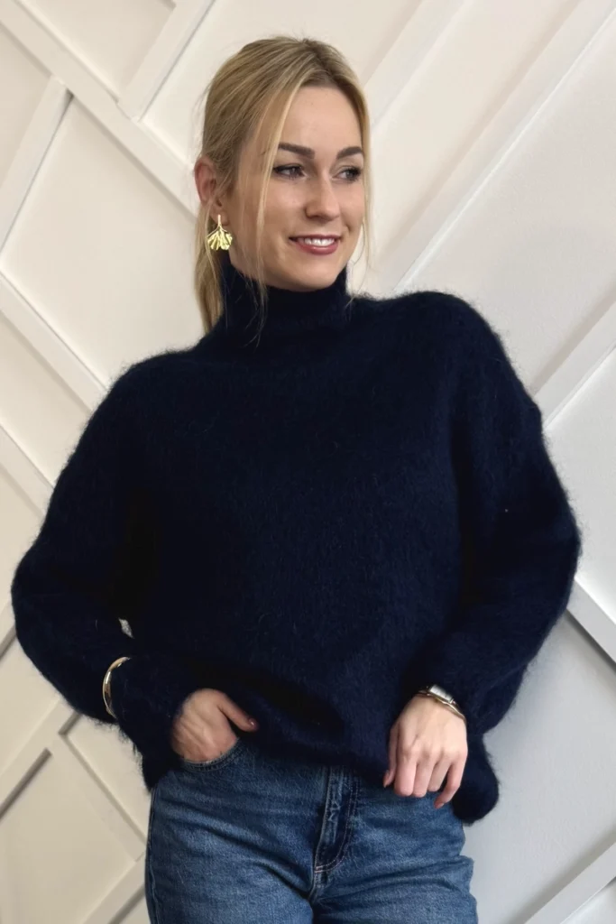 moherowy sweter damski z golfem granatowy 40% kid moher golf Toscana-39