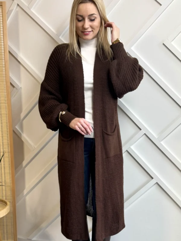 długi kardigan brązowy damski czekoladowy z kieszeniami sweter rozpinany