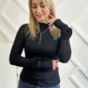bluzka z różą na rękawie czarna bluzka z różami na rękawach marszczona