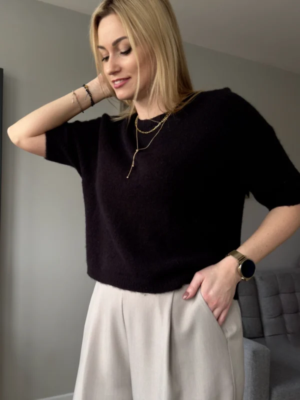 sweter damski z alpaki czarny sweterek baby alpaka na krótki rękaw
