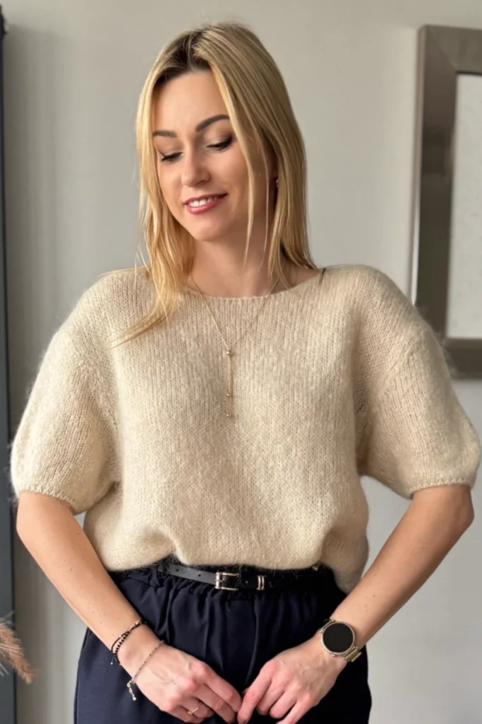 moherowy sweter z krótkim rękawem beżowy kid moher sweterek