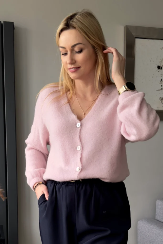 sweter z alpaki rozpinany różowy pastelowy kardigan baby alpaka