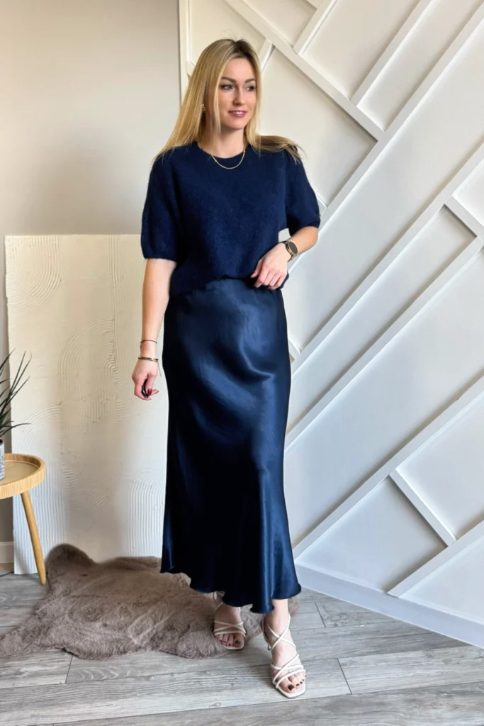 satynowa spódnica midi granatowa z wiskozy 100% wiskoza