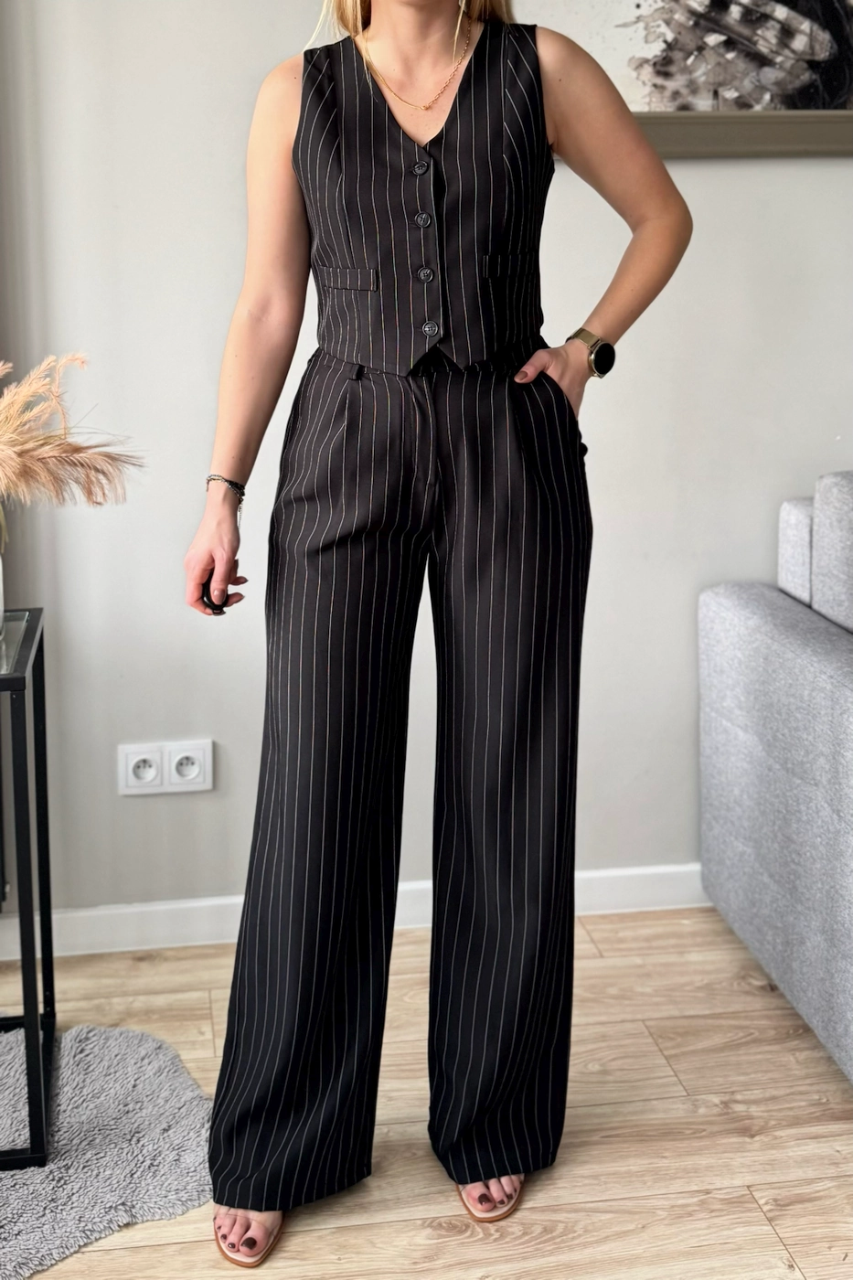 eleganckie spodnie damskie w paski czarne