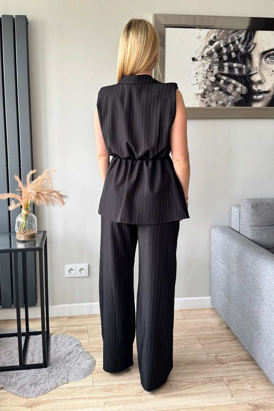 komplet damski z kamizelką czarny elegancki zestaw w paski prążek