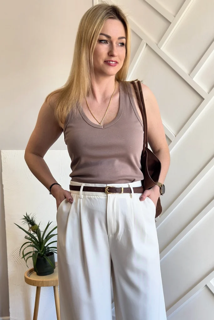 Top damski w serek taupe gładki bawełniany basic 100% bawełna