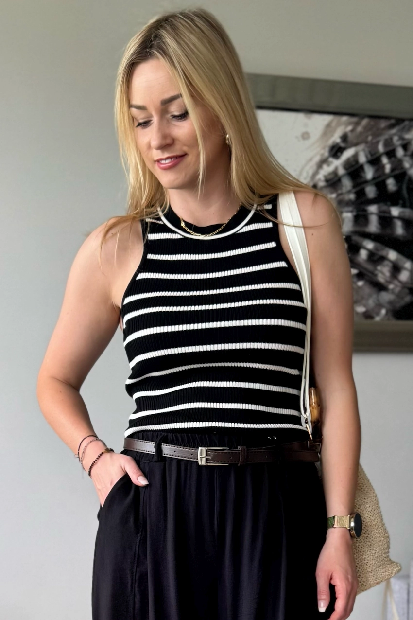 dzianinowy top damski w paski halter czarny