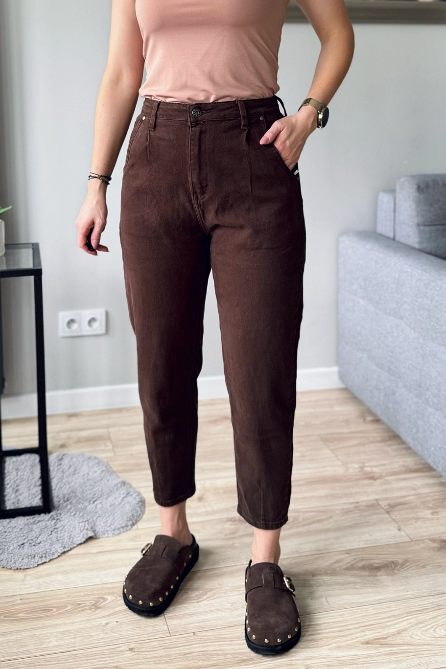 czekoladowe Jeansy damskie balloon balony brązowe mom fit spodnie jeansowe dżinsy