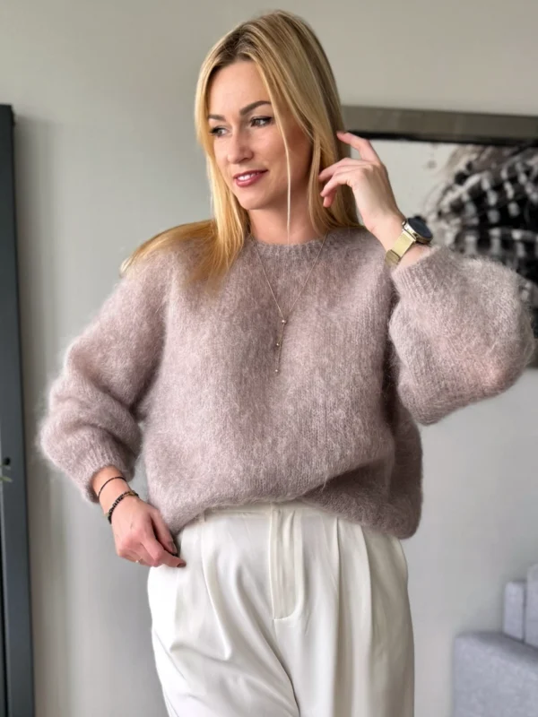 moherowy sweter damski beżowy 80% kid moher taupe Toscana-39